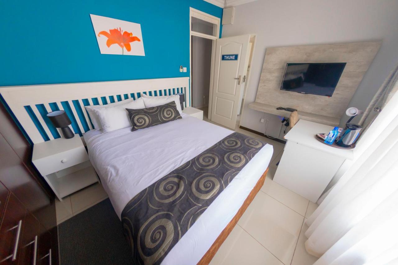 גאבורון Green Lagoon Guest House מראה חיצוני תמונה