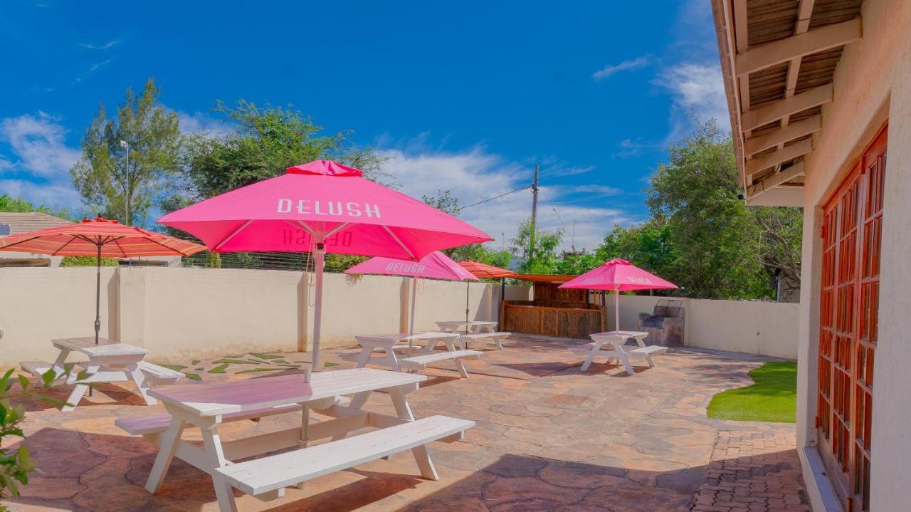 גאבורון Green Lagoon Guest House מראה חיצוני תמונה